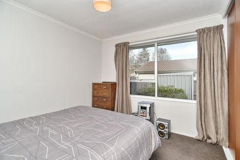 Photo of property in 1/17 Nyoli Street, Northcote, Christchurch, 8052