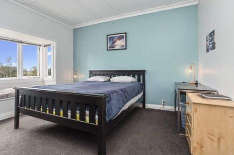 Photo of property in 33 Clayburn Road, Glen Eden, Auckland, 0602