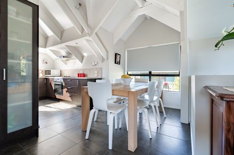 Photo of property in 121 Astley Avenue, New Lynn, Auckland, 0600