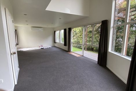 Photo of property in 2/336a East Coast Road, Sunnynook, Auckland, 0632
