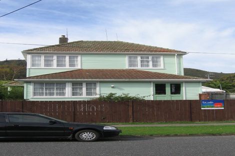 Photo of property in 60 Churton Crescent, Taita, Lower Hutt, 5011