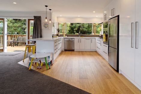 Photo of property in 235a Titirangi Road, Titirangi, Auckland, 0604