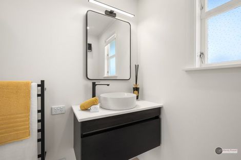 Photo of property in 4 Barsi Grove, Avalon, Lower Hutt, 5011