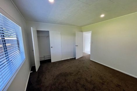 Photo of property in 14 Riserra Drive, Ranui, Auckland, 0612
