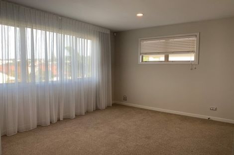 Photo of property in 28b Bevyn Street, Castor Bay, Auckland, 0620