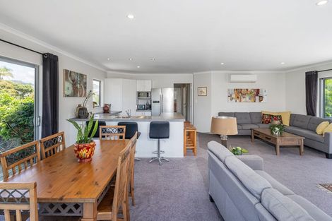 Photo of property in 40 Tairua Palms Place, Tairua, 3508