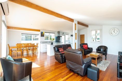 Photo of property in 43 Joll Road, Havelock North, 4130