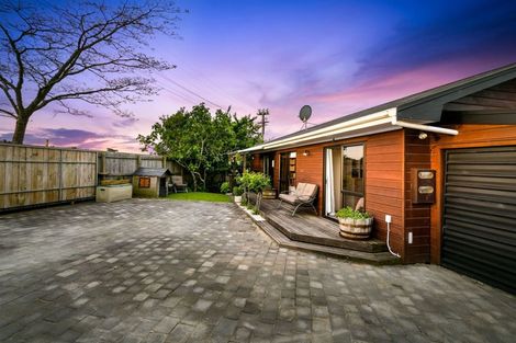 Photo of property in 2/30 Seymour Road, Sunnyvale, Auckland, 0612