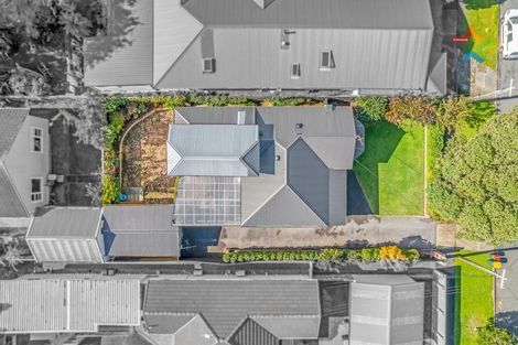 Photo of property in 43 Saint Ronans Avenue, Waterloo, Lower Hutt, 5011