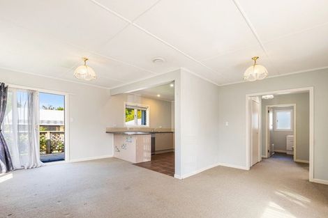 Photo of property in 255 Te Atatu Road, Te Atatu South, Auckland, 0610