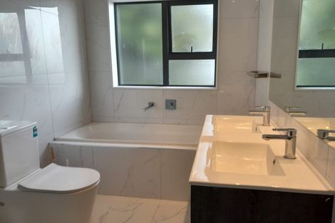 Photo of property in 36a Jandell Crescent, Bucklands Beach, Auckland, 2014