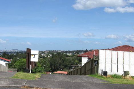 Photo of property in 6 Laurina Road, Sunnynook, Auckland, 0620