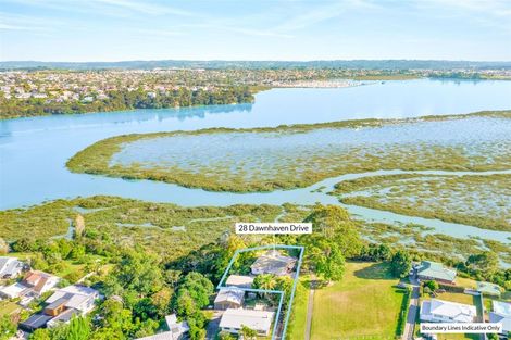 Photo of property in 28 Dawnhaven Drive, Te Atatu Peninsula, Auckland, 0610