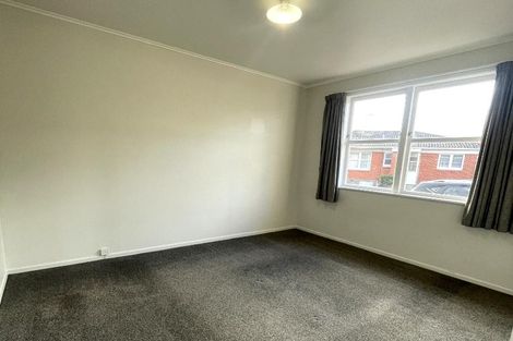 Photo of property in 1/42-44 Opaheke Road, Opaheke, Papakura, 2113