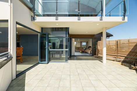 Photo of property in 295 Oceanbeach Road, Mount Maunganui, 3116