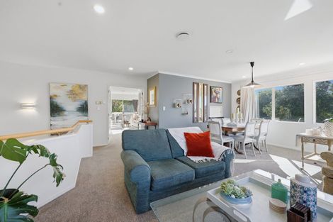Photo of property in 27 Westminster Gardens, Unsworth Heights, Auckland, 0632