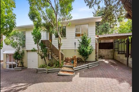 Photo of property in 2/56 Lavery Place, Sunnynook, Auckland, 0632