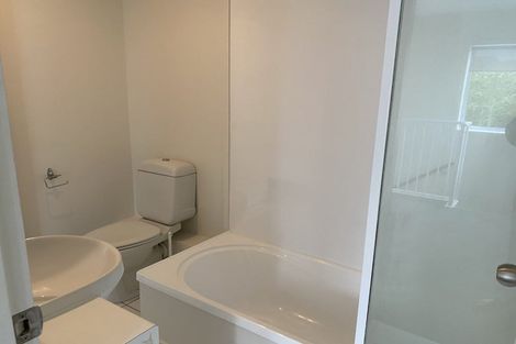 Photo of property in 13/30 John Jennings Drive, Oteha, Auckland, 0632