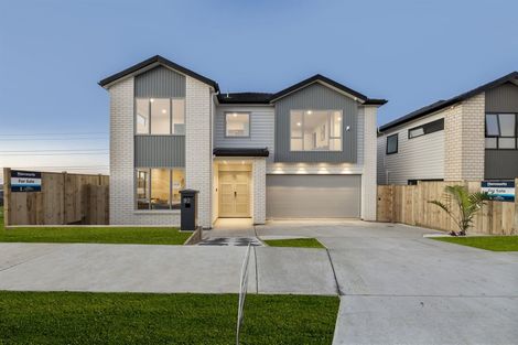 Photo of property in 92 Tir Conaill Avenue, Flat Bush, Auckland, 2019