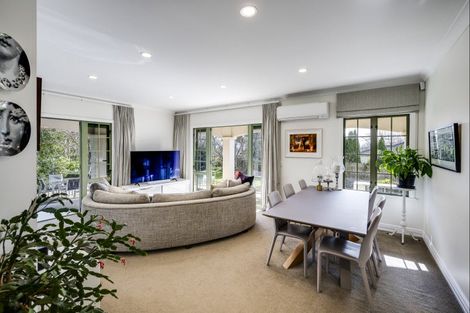 Photo of property in 6 Fulford Place, Havelock North, 4130