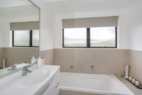 Photo of property in 41b Beach Road, Pahurehure, Papakura, 2113