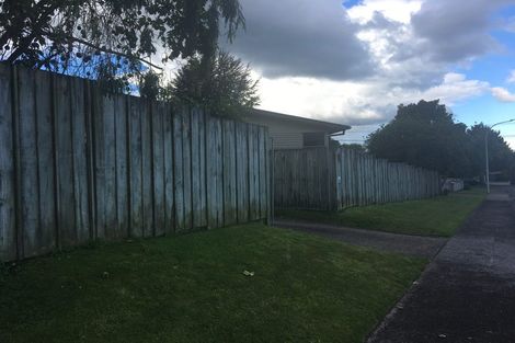 Photo of property in 1a Tirita Street, Kawaha Point, Rotorua, 3010