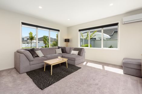 Photo of property in 45 Oceania Sands Way, Papamoa Beach, Papamoa, 3118