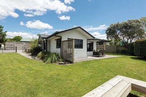 Photo of property in 49 Fairview Place, Te Puke, 3119