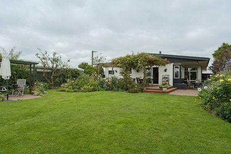 Photo of property in 102c Isleworth Road, Bishopdale, Christchurch, 8053