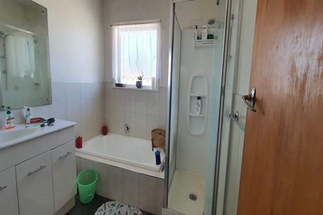 Photo of property in 1/72 Wintere Road, Papatoetoe, Auckland, 2025