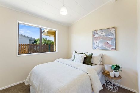 Photo of property in 11 Mountainview Terrace, Otaki Beach, Otaki, 5512