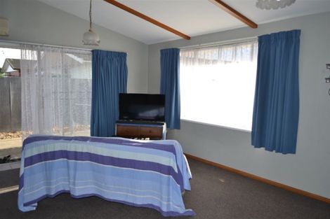 Photo of property in 6 Mcalpine Place, Rangiora, 7400