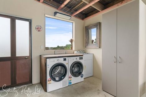 Photo of property in 178 Heatley Road, Whakapirau, Maungaturoto, 0583