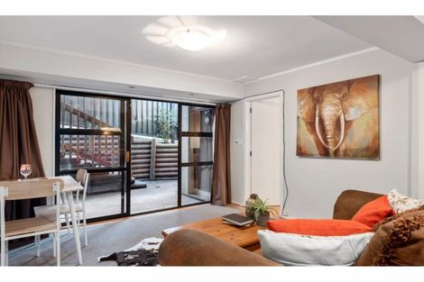 Photo of property in 29 Glencoe Road, Browns Bay, Auckland, 0630