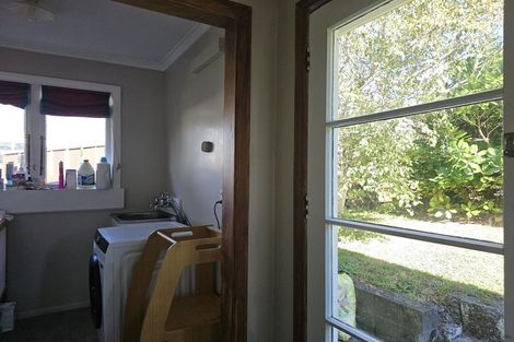 Photo of property in 9 Bell Street, Tawa, Wellington, 5028