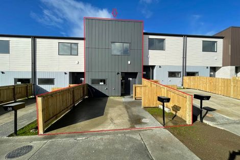 Photo of property in 40 Clay Works Lane, New Lynn, 0600