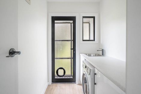 Photo of property in 99 Acacia Bay Road, Nukuhau, Taupo, 3330