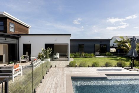 Photo of property in 15 Cassinia Close, Papamoa Beach, Papamoa, 3118