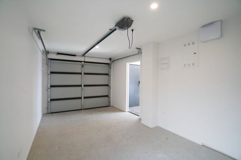 Photo of property in 16d Dianthus Place, Browns Bay, Auckland, 0630