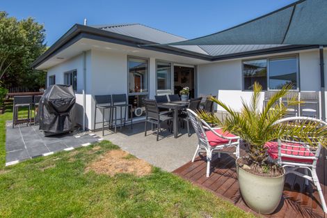 Photo of property in 32 Caithness Street, New Brighton, Christchurch, 8083