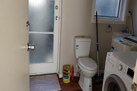 Photo of property in 2/27 Kerswill Place, Pakuranga, Auckland, 2010