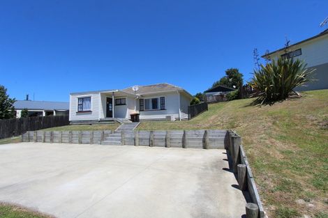 Photo of property in 4 Melton Place, Tokoroa, 3420