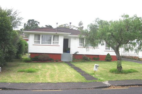 Photo of property in 42 Waverley Avenue, Glenfield, Auckland, 0629