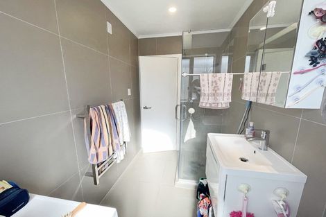 Photo of property in 10 Ascot Avenue, Henderson, Auckland, 0610