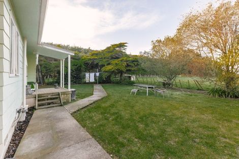 Photo of property in 102a Stewart Road, Awahuri, Palmerston North, 4479