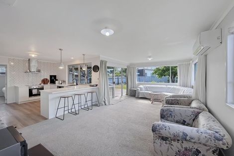 Photo of property in 27 Pukaki Place, Twizel, 7901