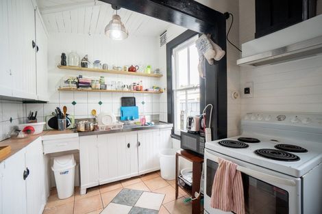 Photo of property in 35 Waldegrave Street, Palmerston North, 4410