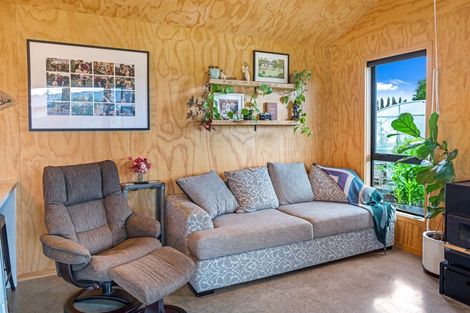 Photo of property in 25 Devon Street, Riversdale, 9776