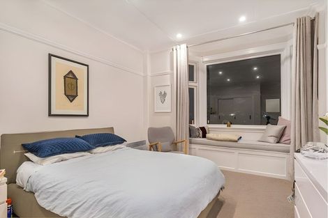Photo of property in 3/246 Oriental Parade, Oriental Bay, Wellington, 6011