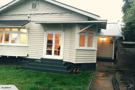 Photo of property in 1/194 Waimumu Road, Massey, Auckland, 0614